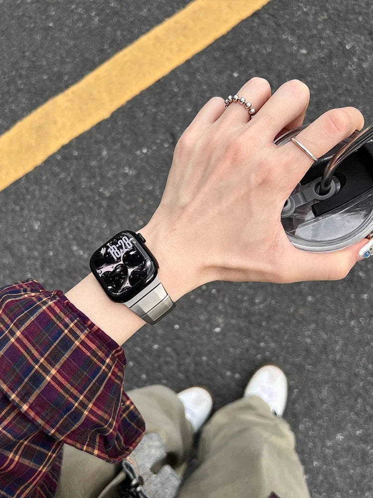 Sleek Link Strap For Apple Watch - Strapsology