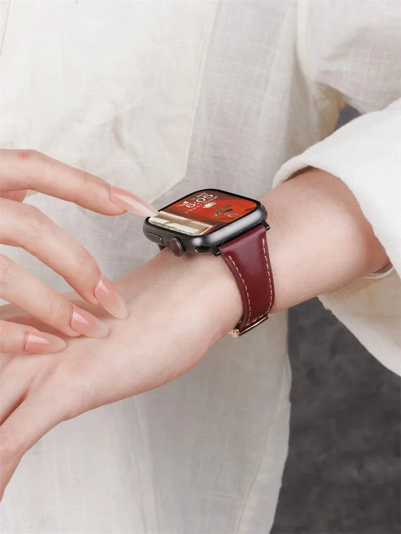 Clover Magnetic Leather Strap for Apple Watch - Strapsology