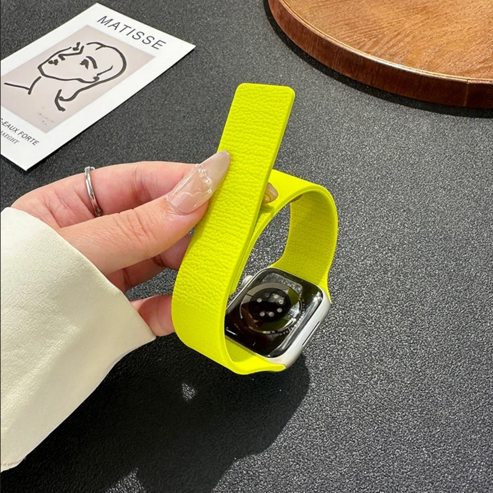 Active Flex Magnetic Silicone Strap for Apple Watch - Strapsology