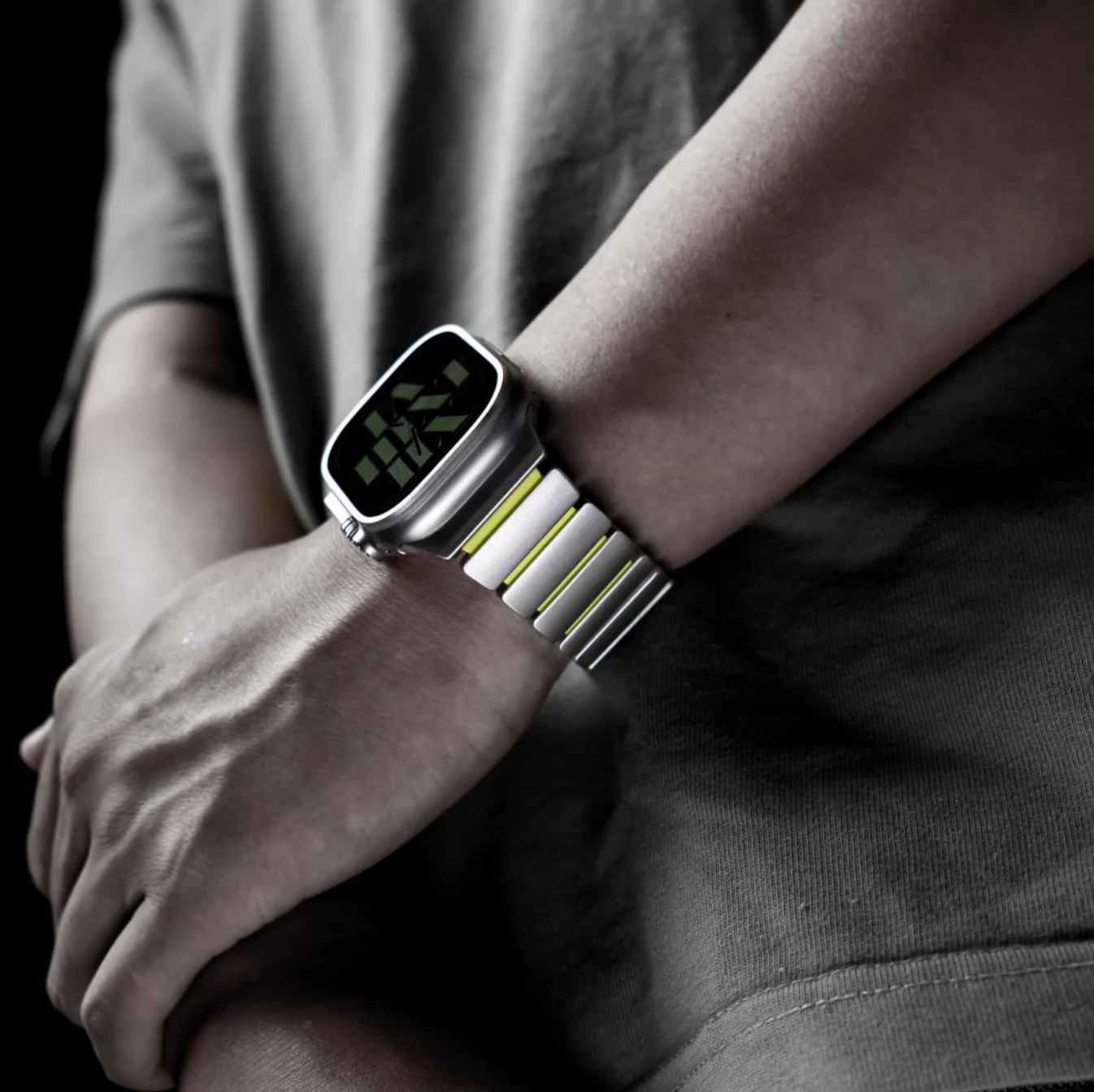 Titanium Silicone Magnetic Strap for Apple Watch - Strapsology