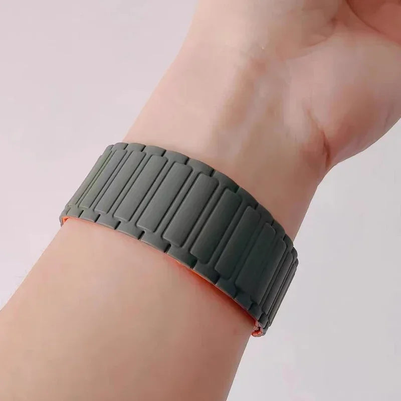 Silicone Magnetic Link Strap for Apple Watch